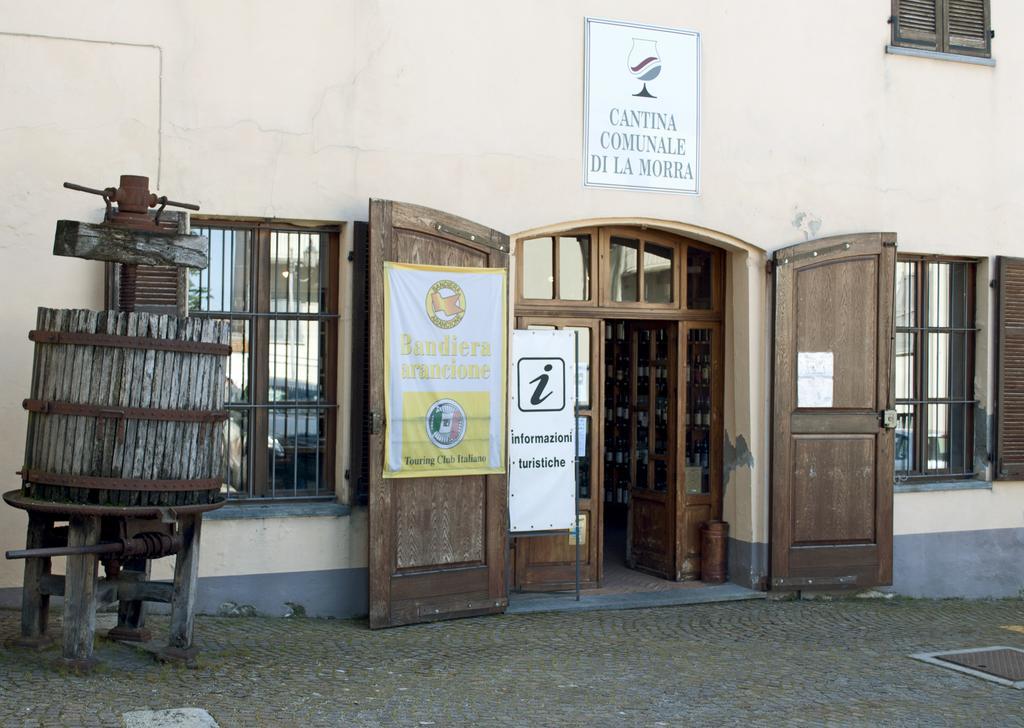 Di-Vinodormire La Morra Exterior photo